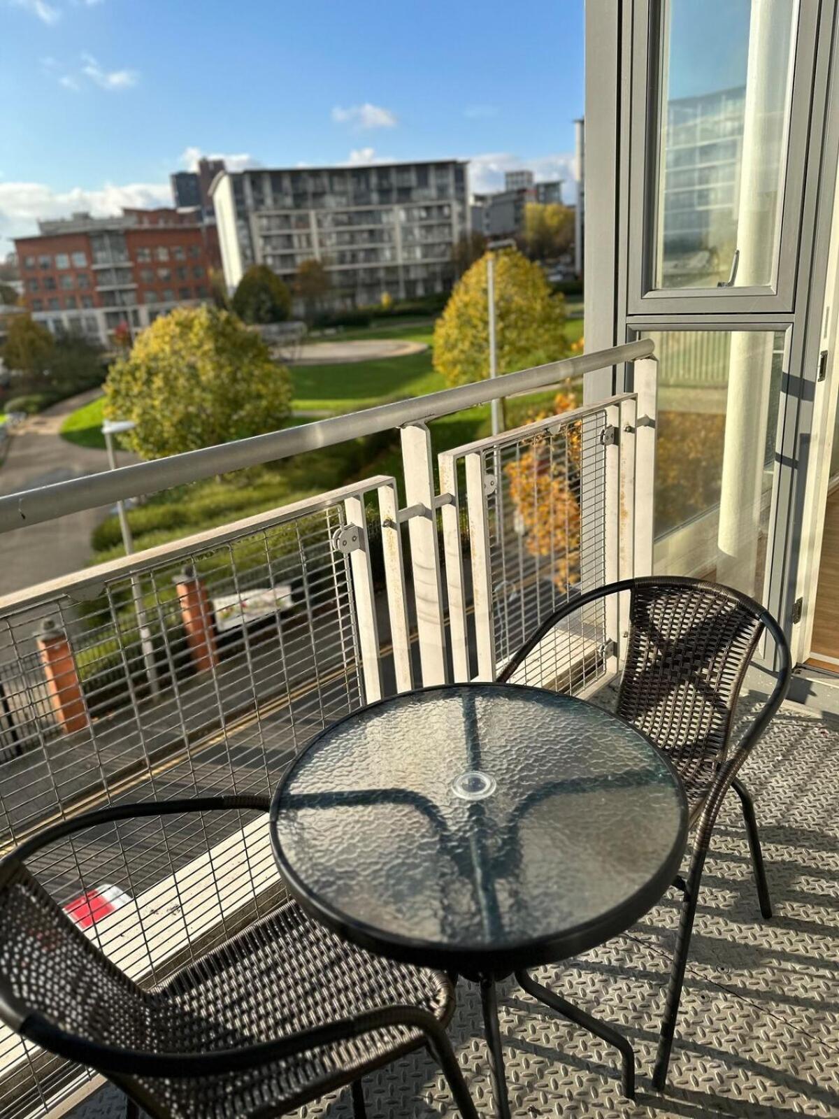 Luxury 1 Bedroom Apartment - City Centre - Balcony - Near O2 Academy Birmingham Eksteriør bilde
